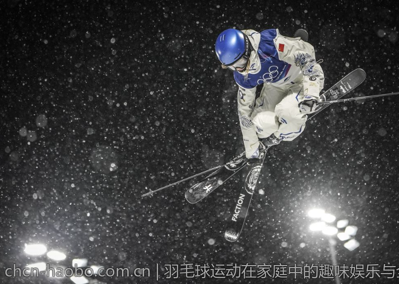 羽毛球运动在家庭中的趣味娱乐与全民健身