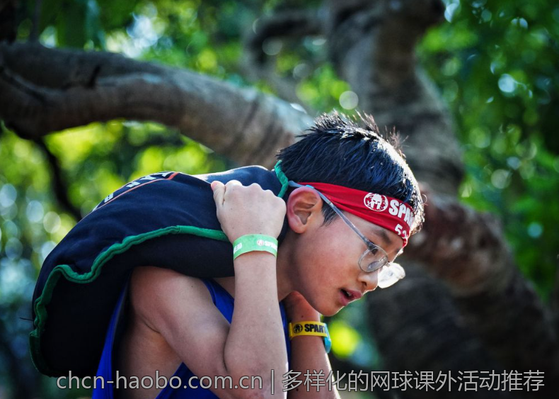 多样化的网球课外活动推荐